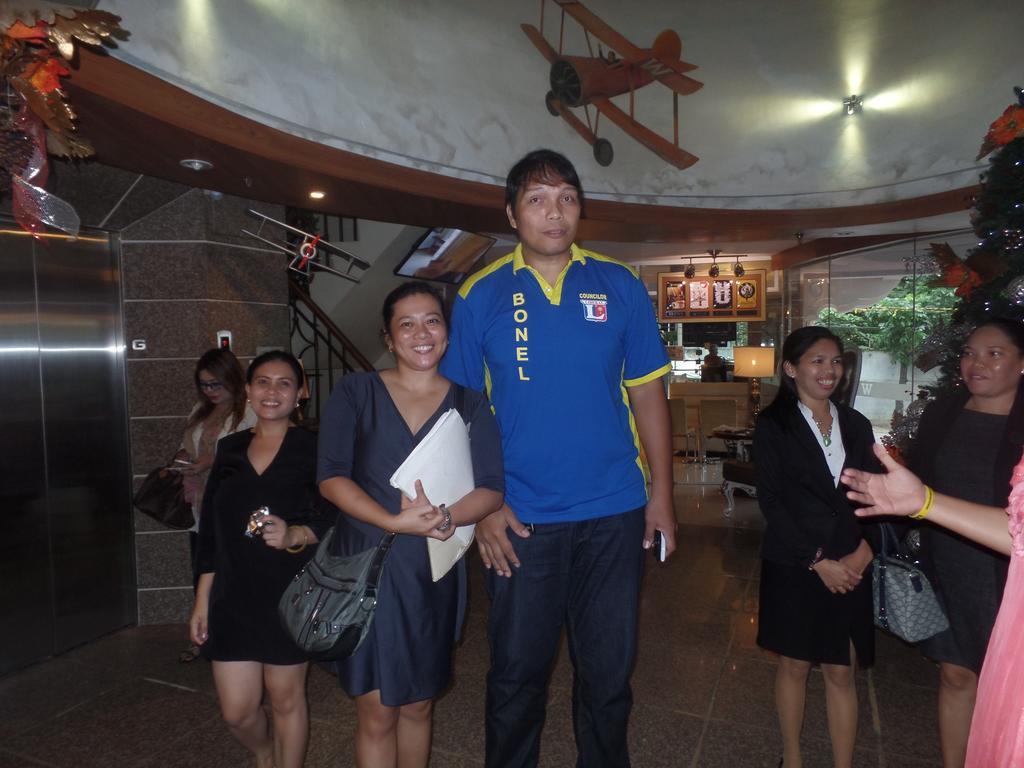 เวลคัม โฮเต็ล Hotel Cebu ภายนอก รูปภาพ