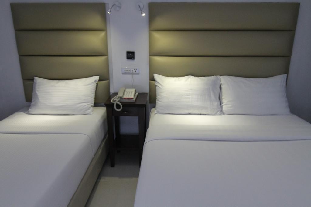 เวลคัม โฮเต็ล Hotel Cebu ภายนอก รูปภาพ