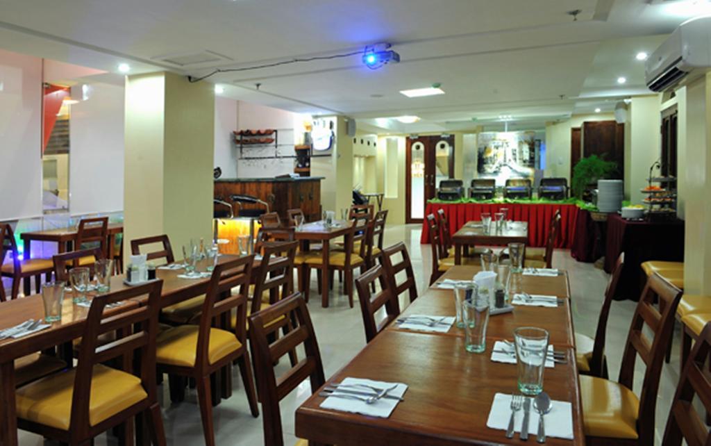 เวลคัม โฮเต็ล Hotel Cebu ภายนอก รูปภาพ